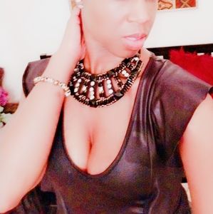 Clear and black crystal Bib necklace